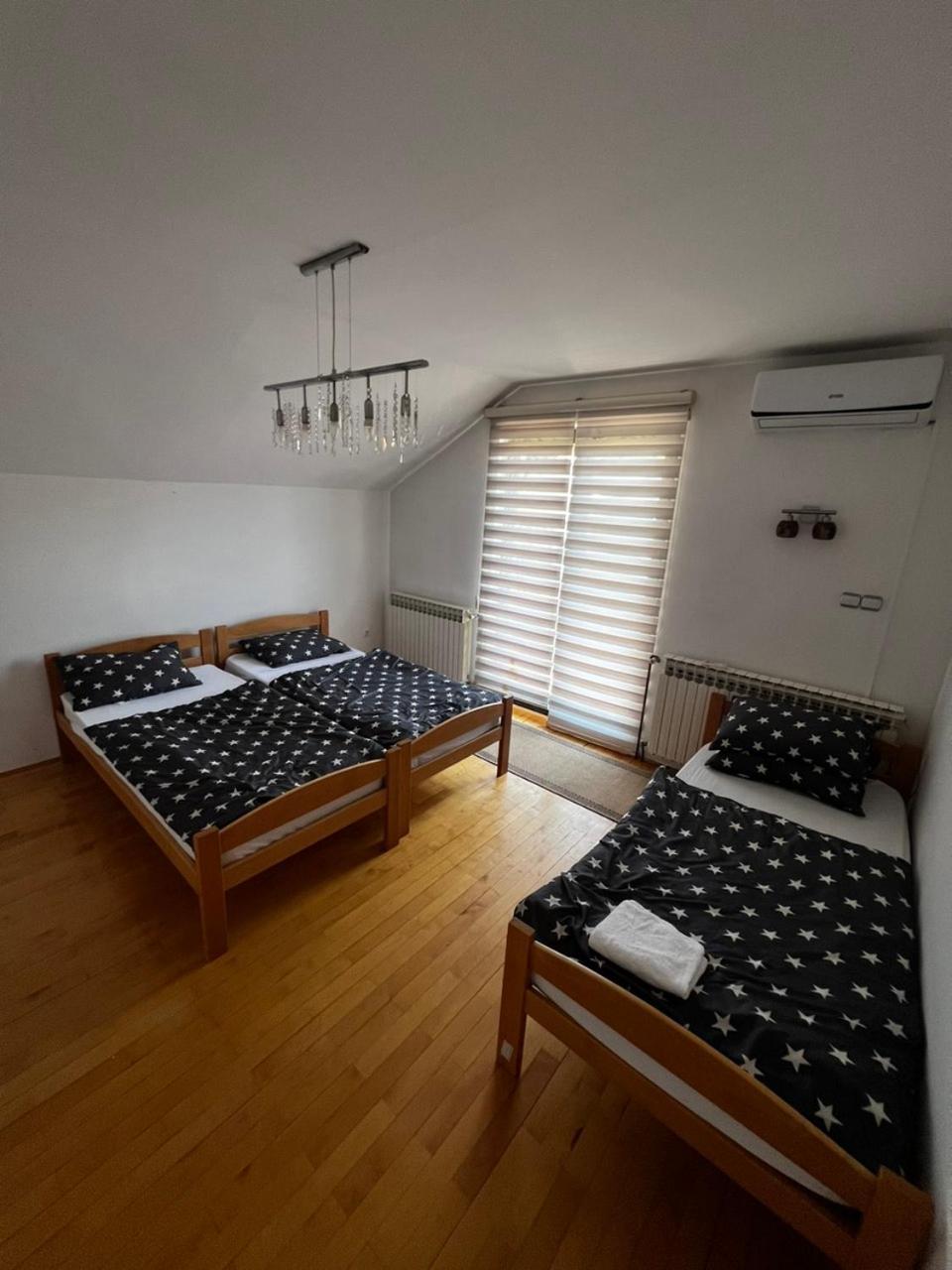 Hostel Tuzla Zewnętrze zdjęcie