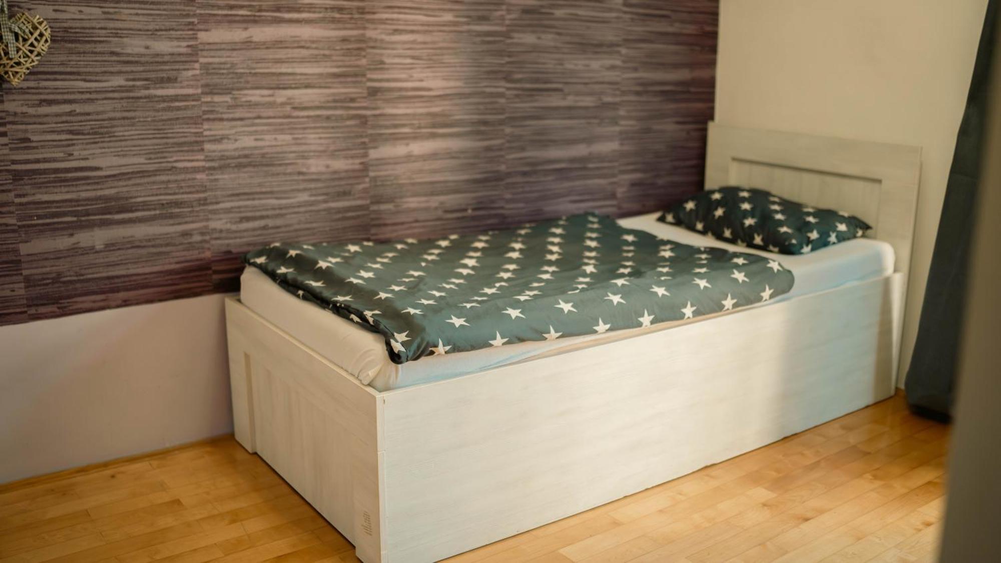 Hostel Tuzla Zewnętrze zdjęcie