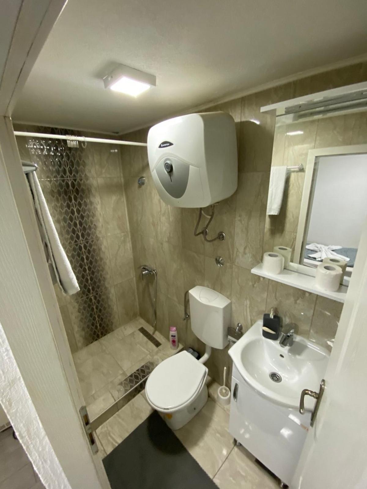 Hostel Tuzla Zewnętrze zdjęcie